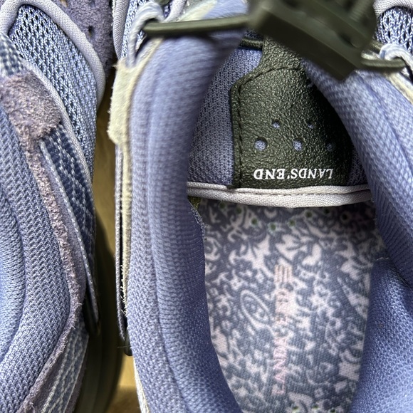 Lands End trail sneaker blue. Sz 7-8 - Picture 2 of 6